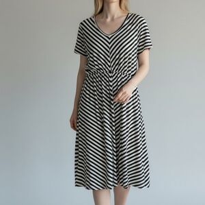 Torrid Chevron Black & White Striped V‑Neck Jersey Dress